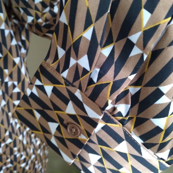 Women's Black & Brown Abstract Long Sleeve Button Down Blouse-Size L - Picture 4 of 9